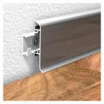 Rodapé 60mm c/ passa cabos