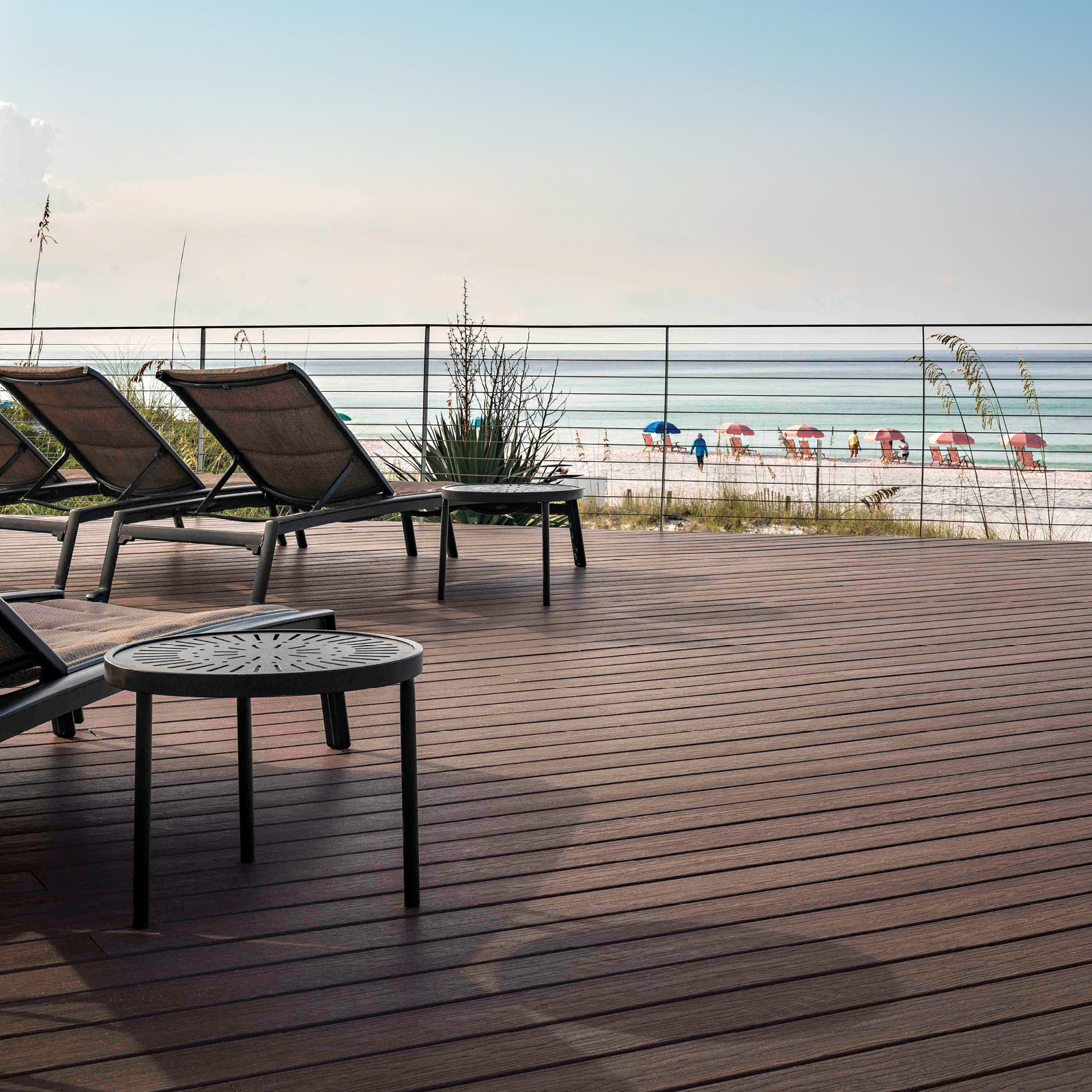 rubicer-deck-iz-co-ext-walnut.jpg